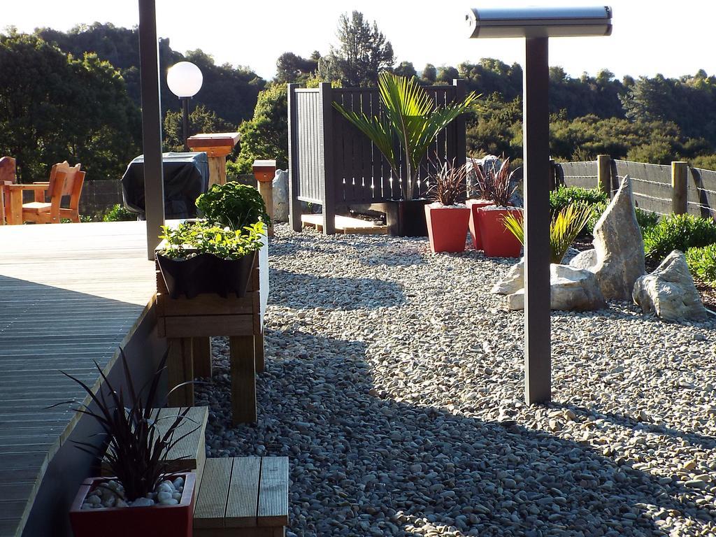 Rocky Ridge Cottage Takaka Exterior foto